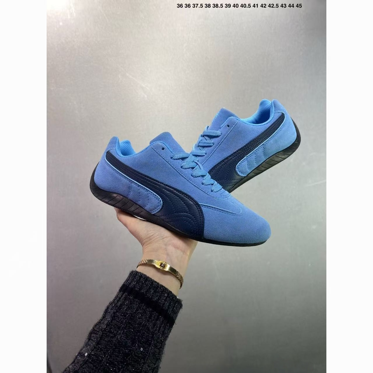 T588-1245 Sports and casual loose shoes