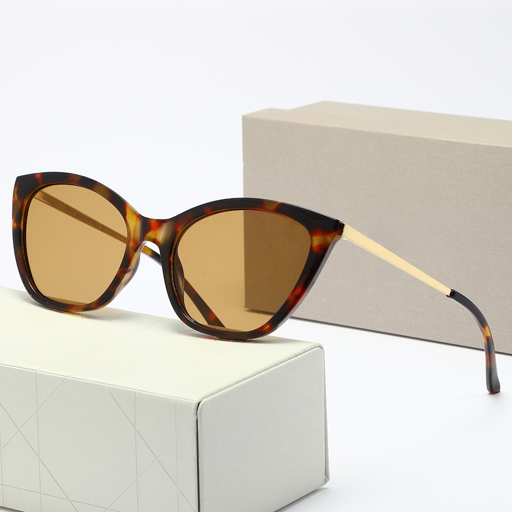 T588-1174   Large frame glasses, sunglasses, versatile