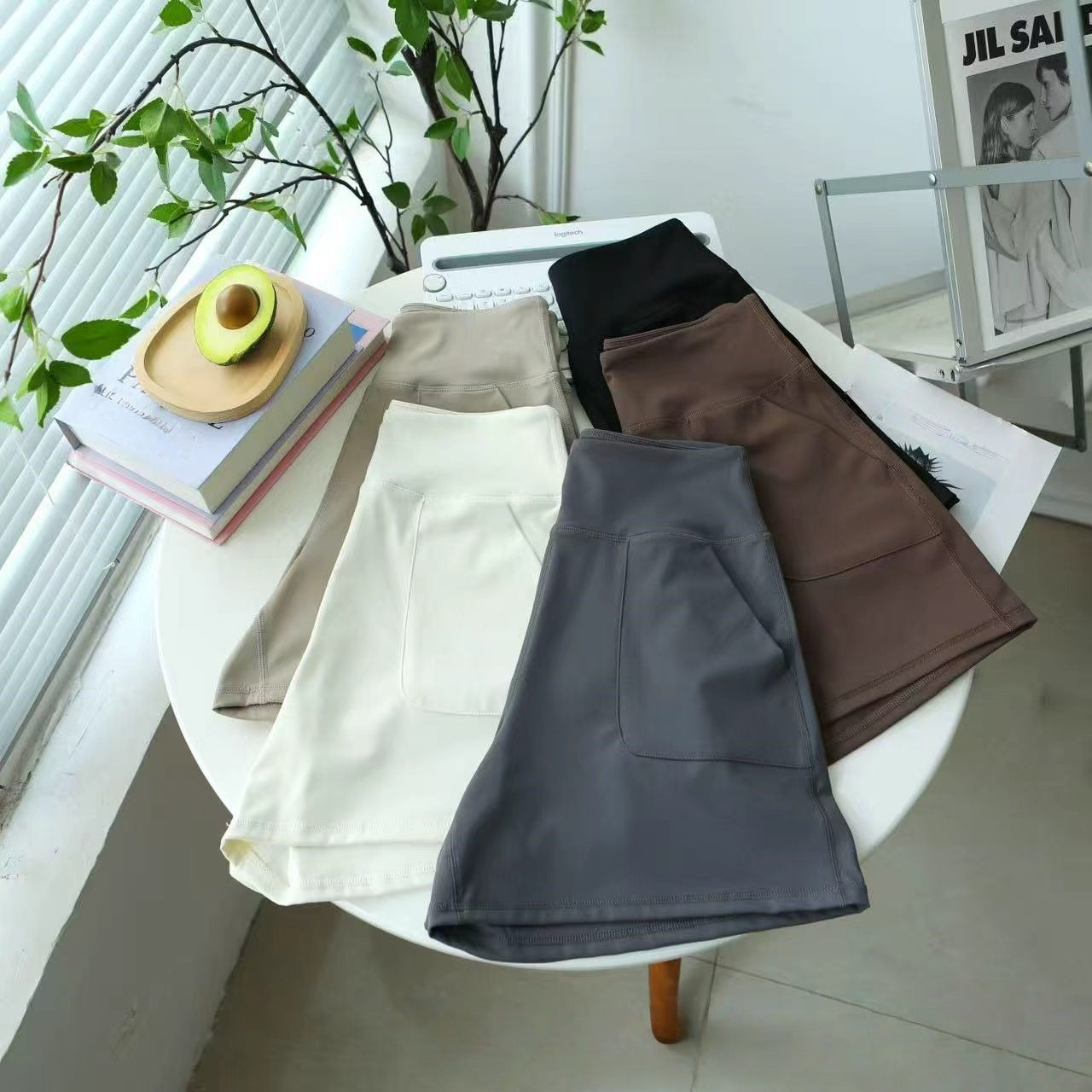 T588-1130 Women's fitness exercise quick drying breathable high waisted shorts