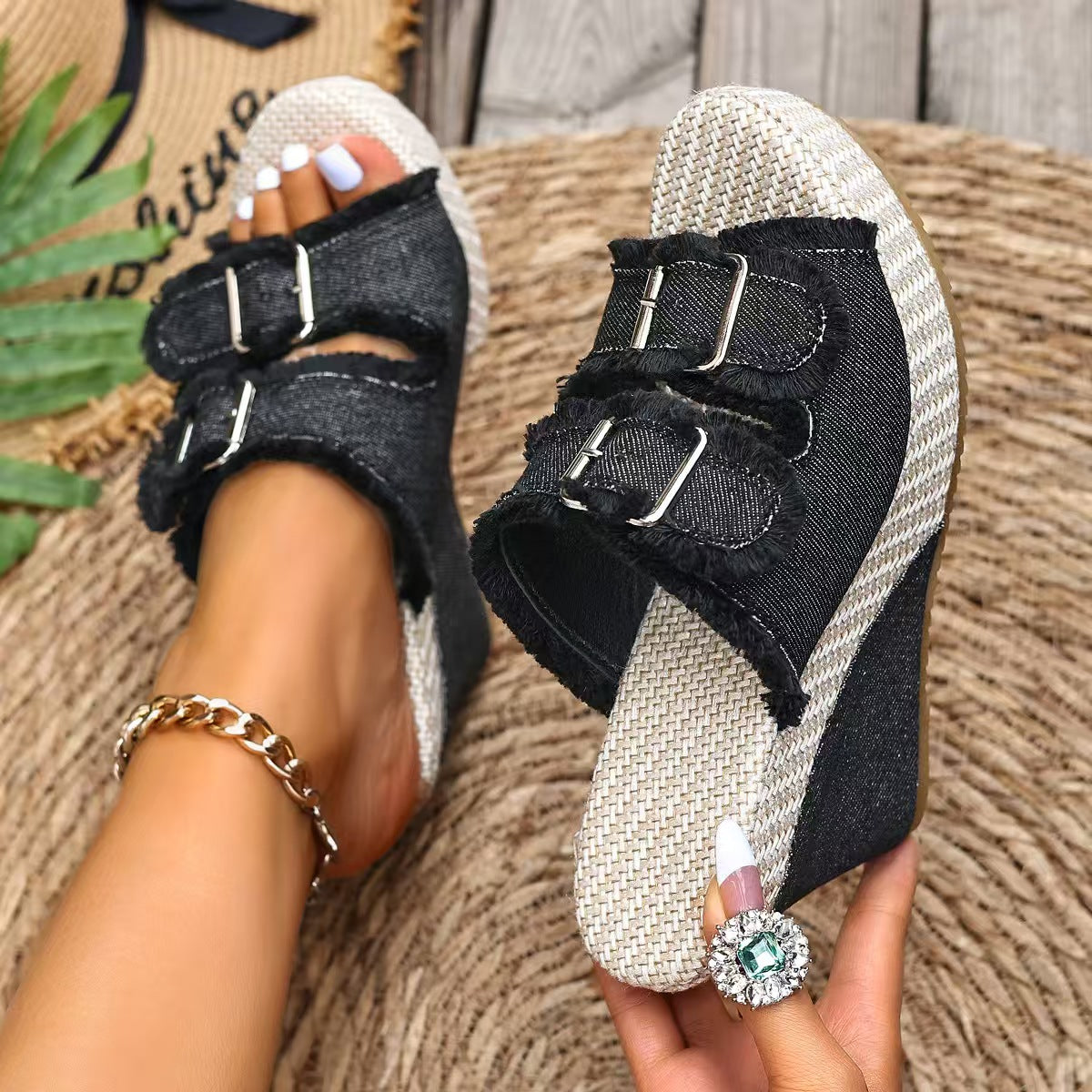 T588-1180 Cowboy slope and sandals for casual wear