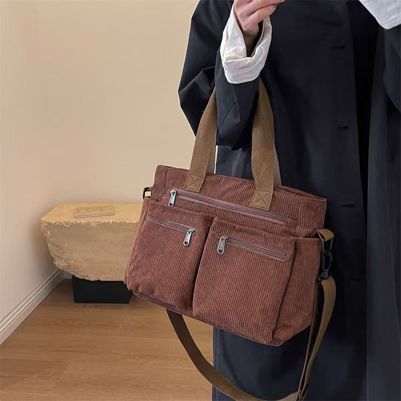 T588-1184  Single shoulder large capacity commuting leisure crossbody bag