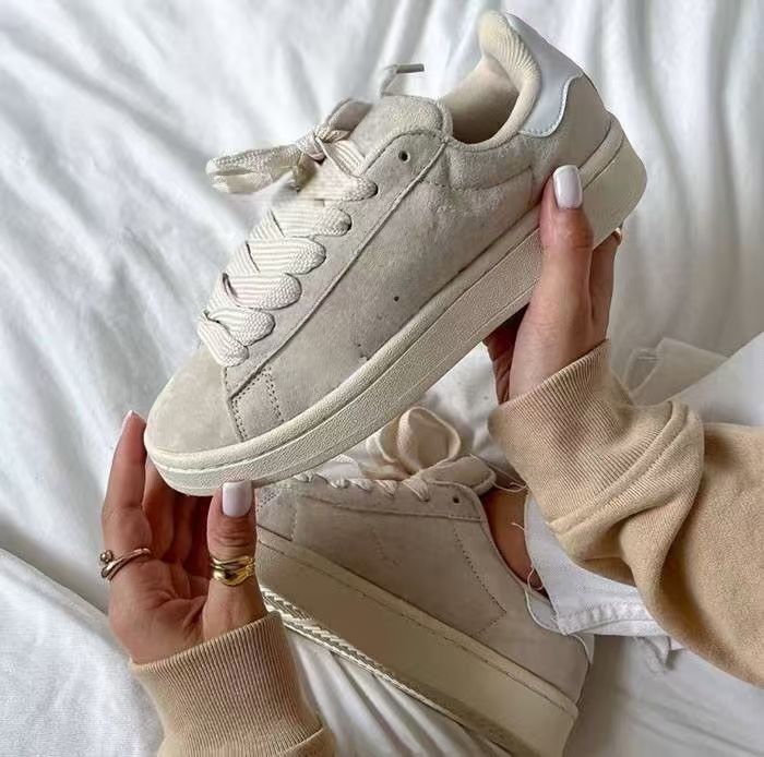 T588-1222  Casual loose flat sports shoes