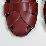 T588-1128 Ladies' versatile flat hollow sandals with toe caps and casual shoes
