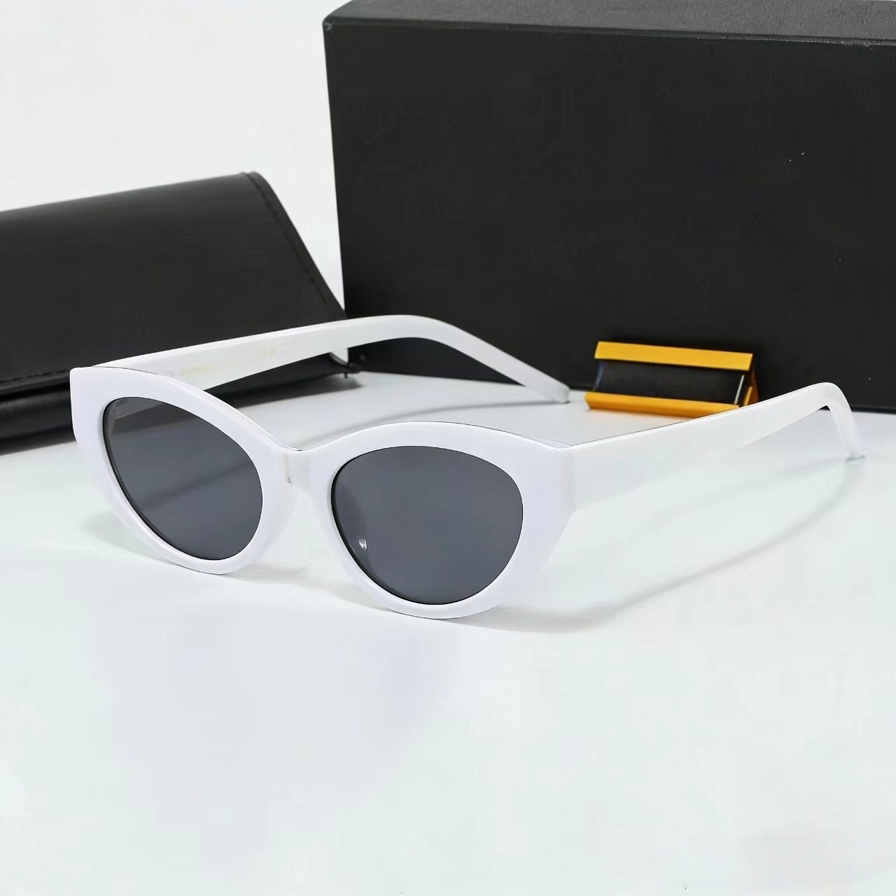 T588-1072  Cat's Eye Gradient Sunshade Sunglasses Fashionable and Versatile