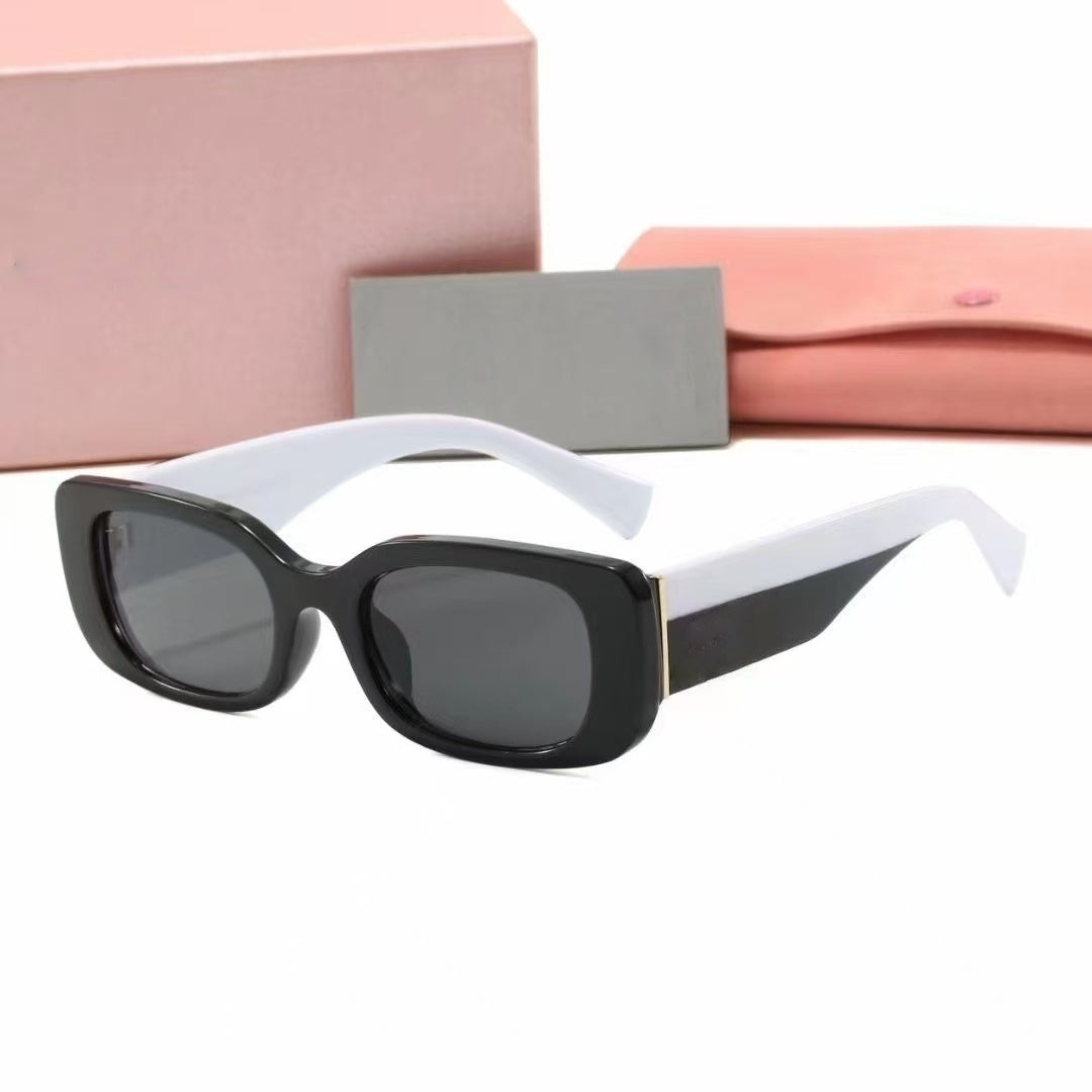 T588-1004   Large frame sun shading glasses