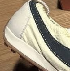 Flat bottomed casual lace up sneakers  E1274