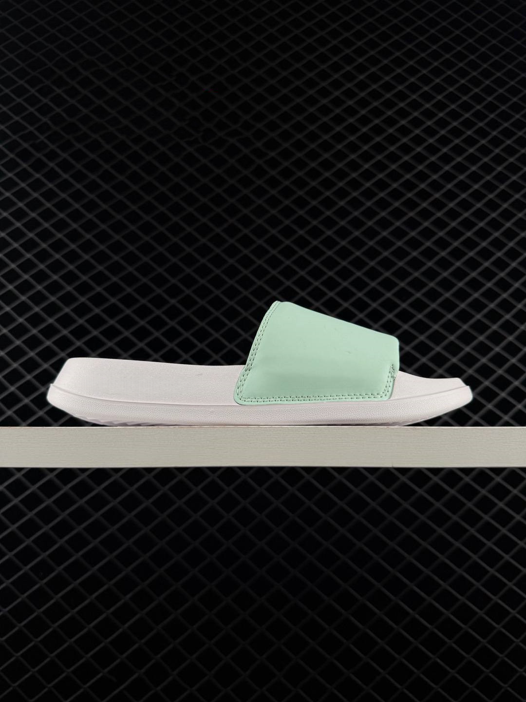 T588- 1241 Casual outdoor slippers