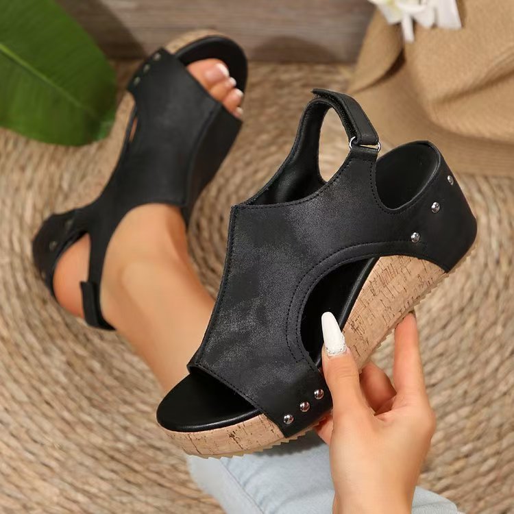T588-1224  Sandals women's casual retro thick sole