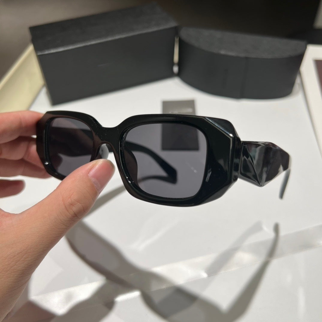 T588-786  Sun blocking glasses with multiple colors