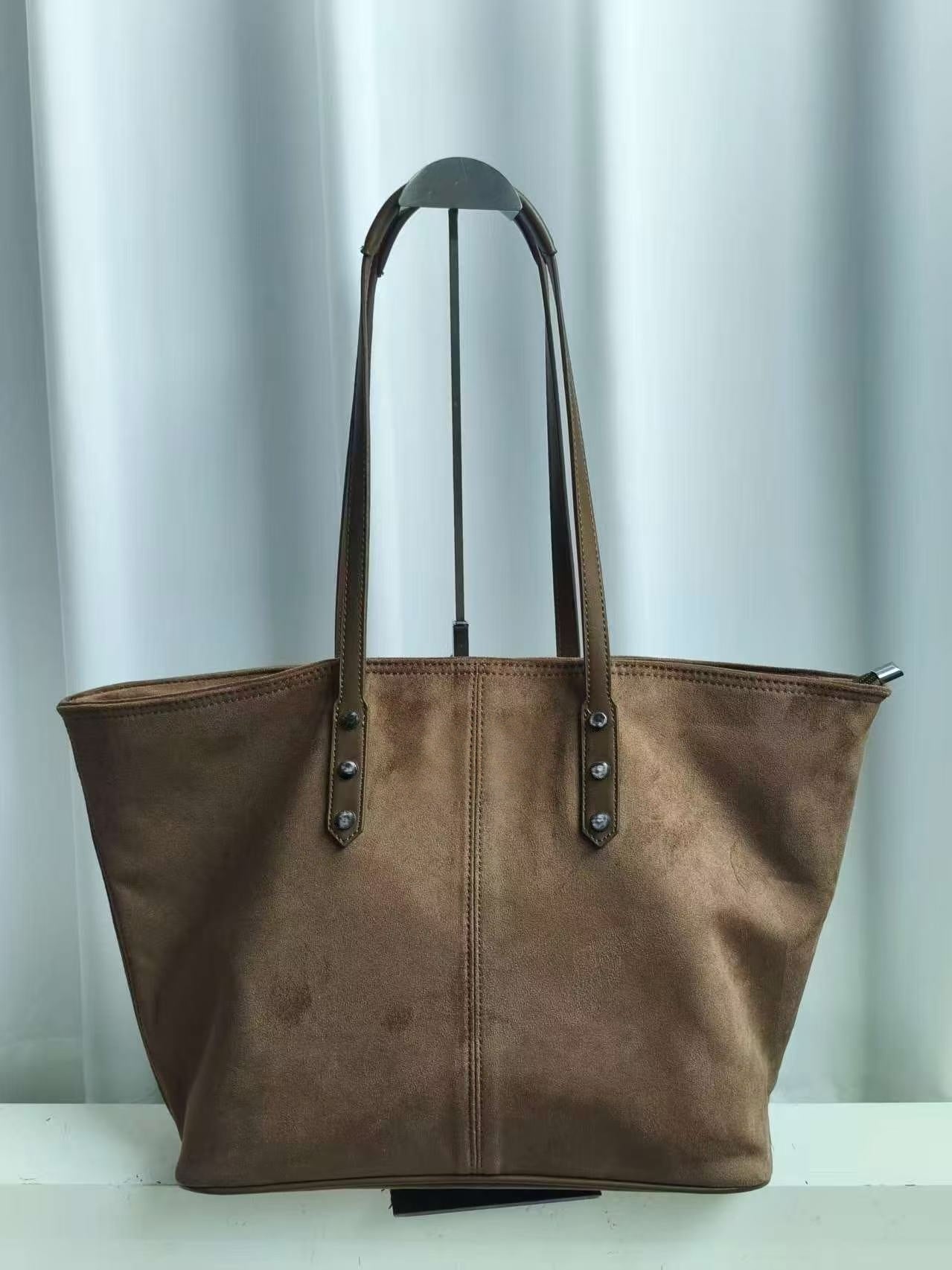 T588-736 Cowhide backpack, large bag, shopping bag