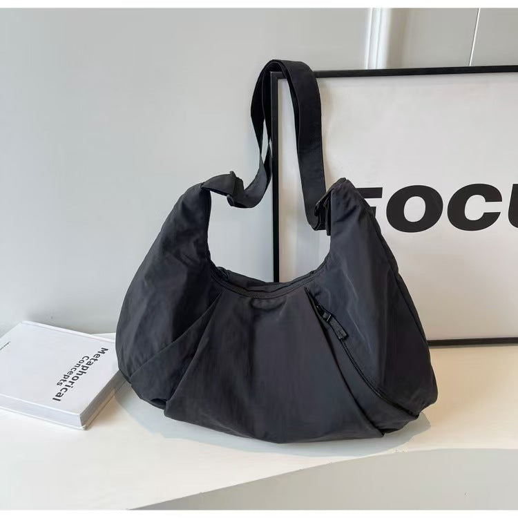 T588-702   Multi functional large capacity underarm bag-GYBB