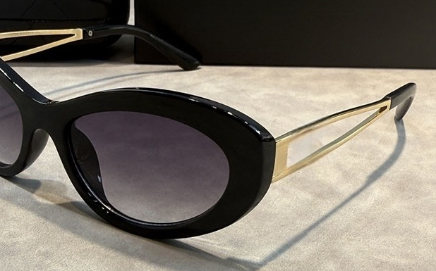 T588-1237 Sun blocking sunglasses with versatile personality