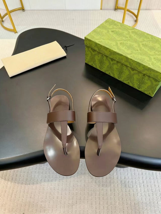 T588-1059  Women's new summer sandals with metal buckle slippers