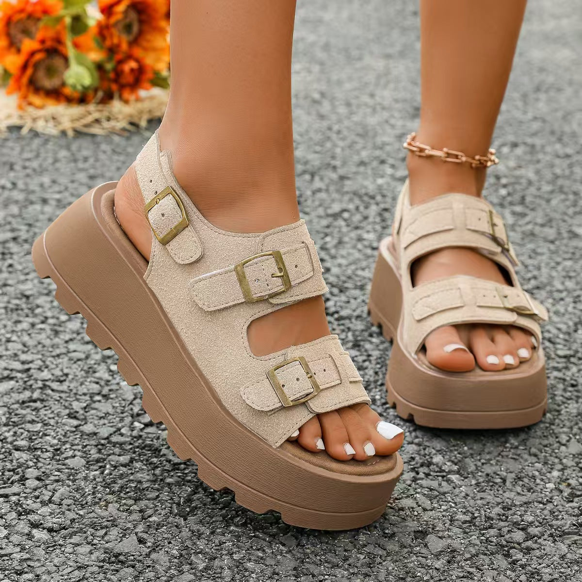 T588-1033 Thick soled sandals for sports, leisure, and anti slip