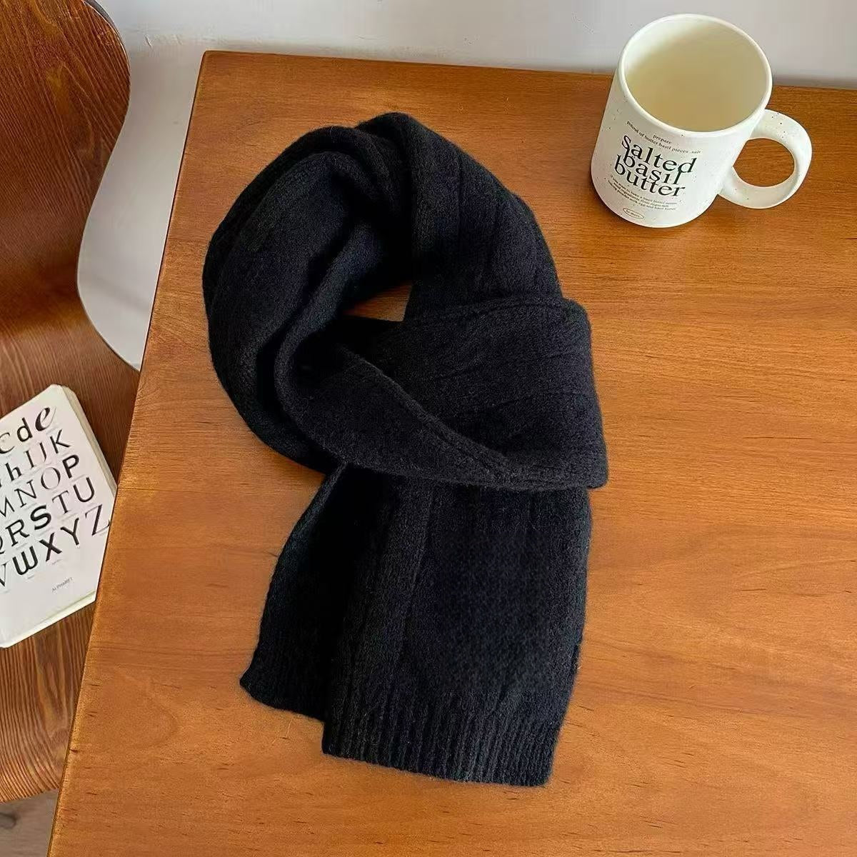 T588-890  Men's and women's winter cold resistant and warm knitted scarf